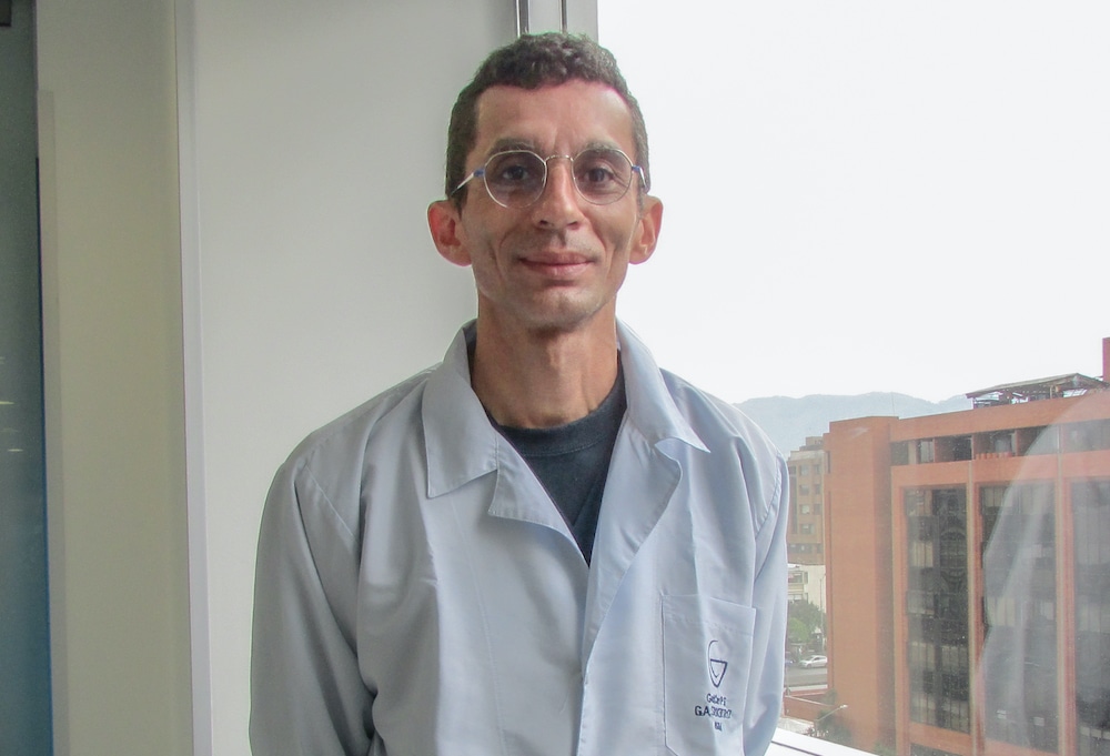 Dr. Luis Lara