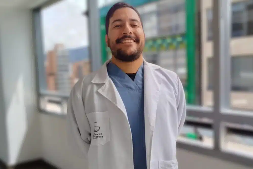 DR JUAN CAMILO ESPECIALISTAEN ANESTESIOLOGIA Photoroom