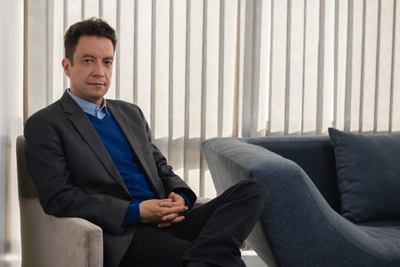 Gastroenterólogo psicosomático consultorio psicoanalítico tratamiento enfermedades gastrointestinales emocionales Bogotá